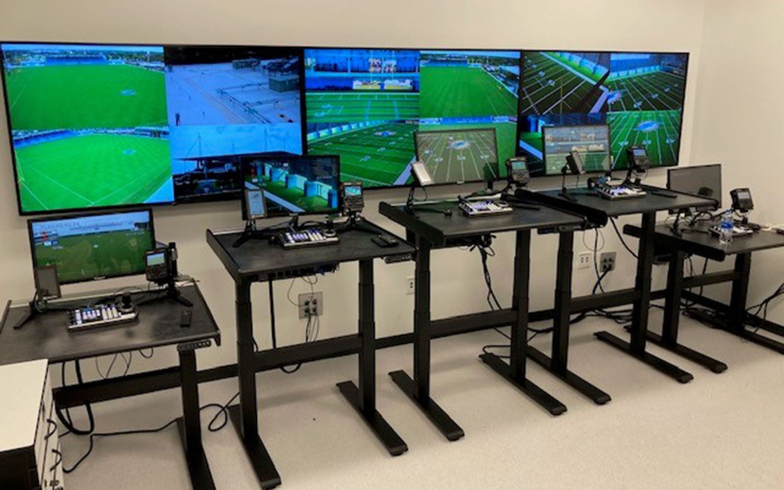 Smartfield by 8K Solutions command center at the Miami Dolphins facility